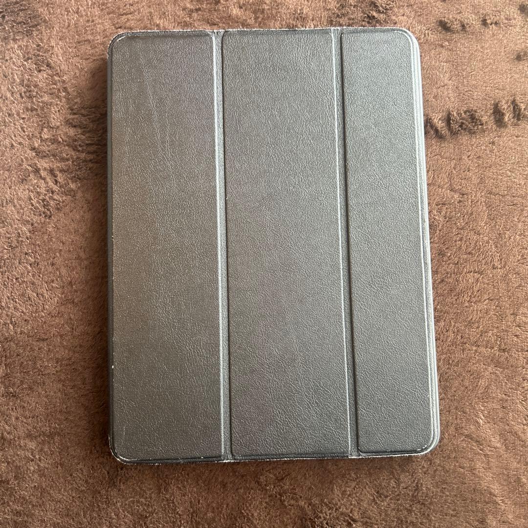 iPad 第8世代　32GB Wi-Fi + Cellular