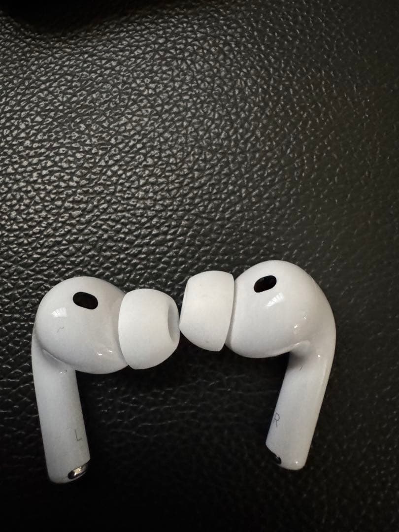 早い者勝ち❗️AirPods pro3❗️おまけでケース付きです❗️