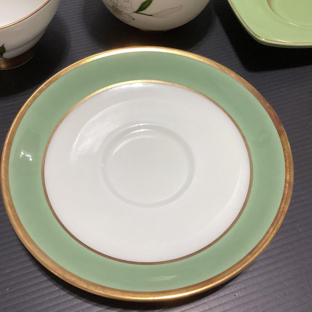 深川製磁　君島一郎　白百合、百合、カップ&ソーサー 、湯呑み茶碗&茶托　小皿