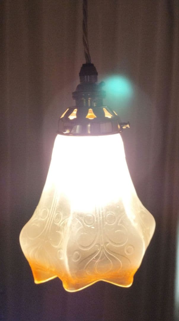 イギリス製　古いガラスランプシェード