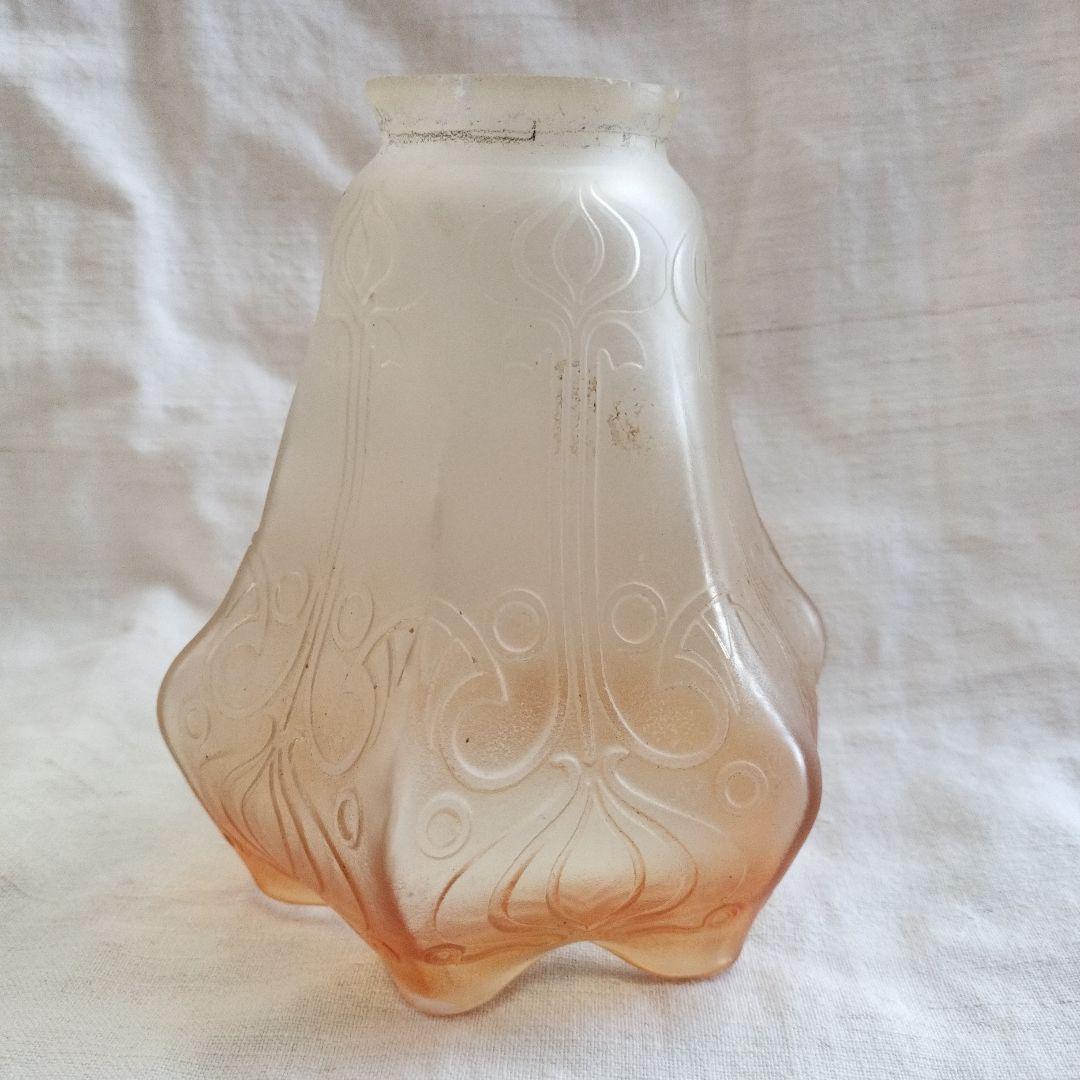 イギリス製　古いガラスランプシェード