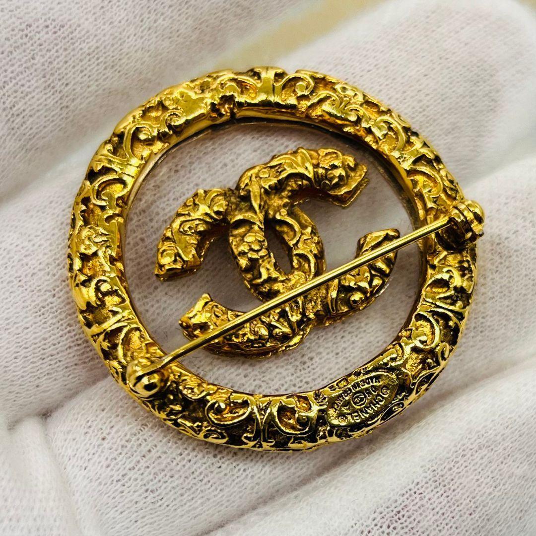 CHANEL シャネル 溶岩　ヴィンテージ ブローチ ゴールド メタル