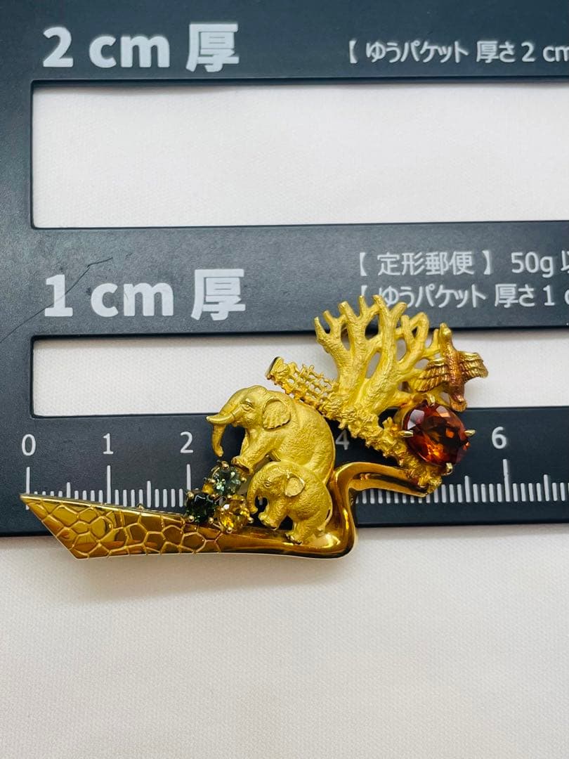 池田啓子ジュエリー　AKコレクション　アフリカシリーズ　K18ブローチ