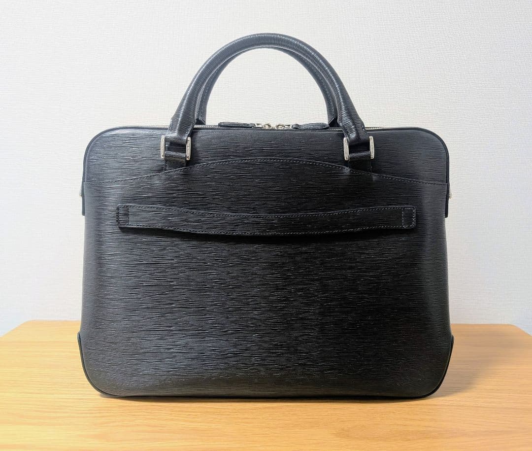 ペッレモルビダ キャピターノCA201 ブリーフバッグ(1室タイプ)クリーナー付