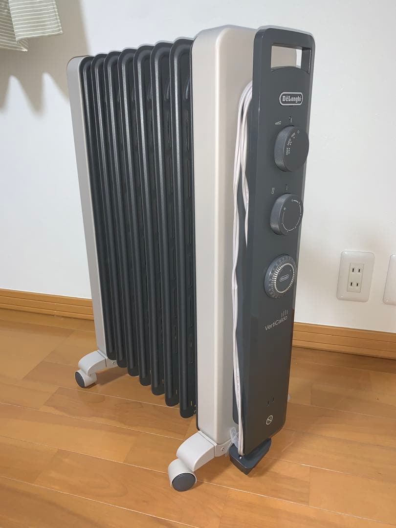 DeLonghi デロンギverticaldo ヴェルティカルドオイルヒーター