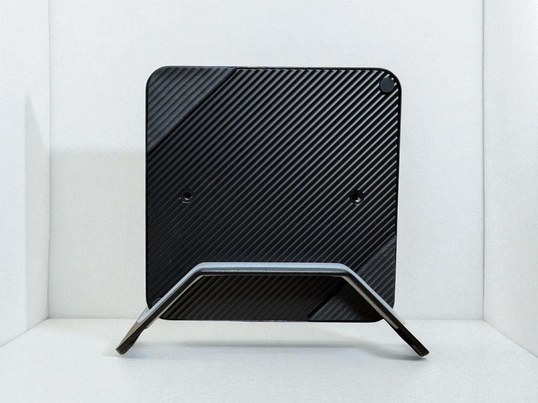 ⭐最終特価⭐高性能＆軽量⭐MINISFORUM UM560⭐