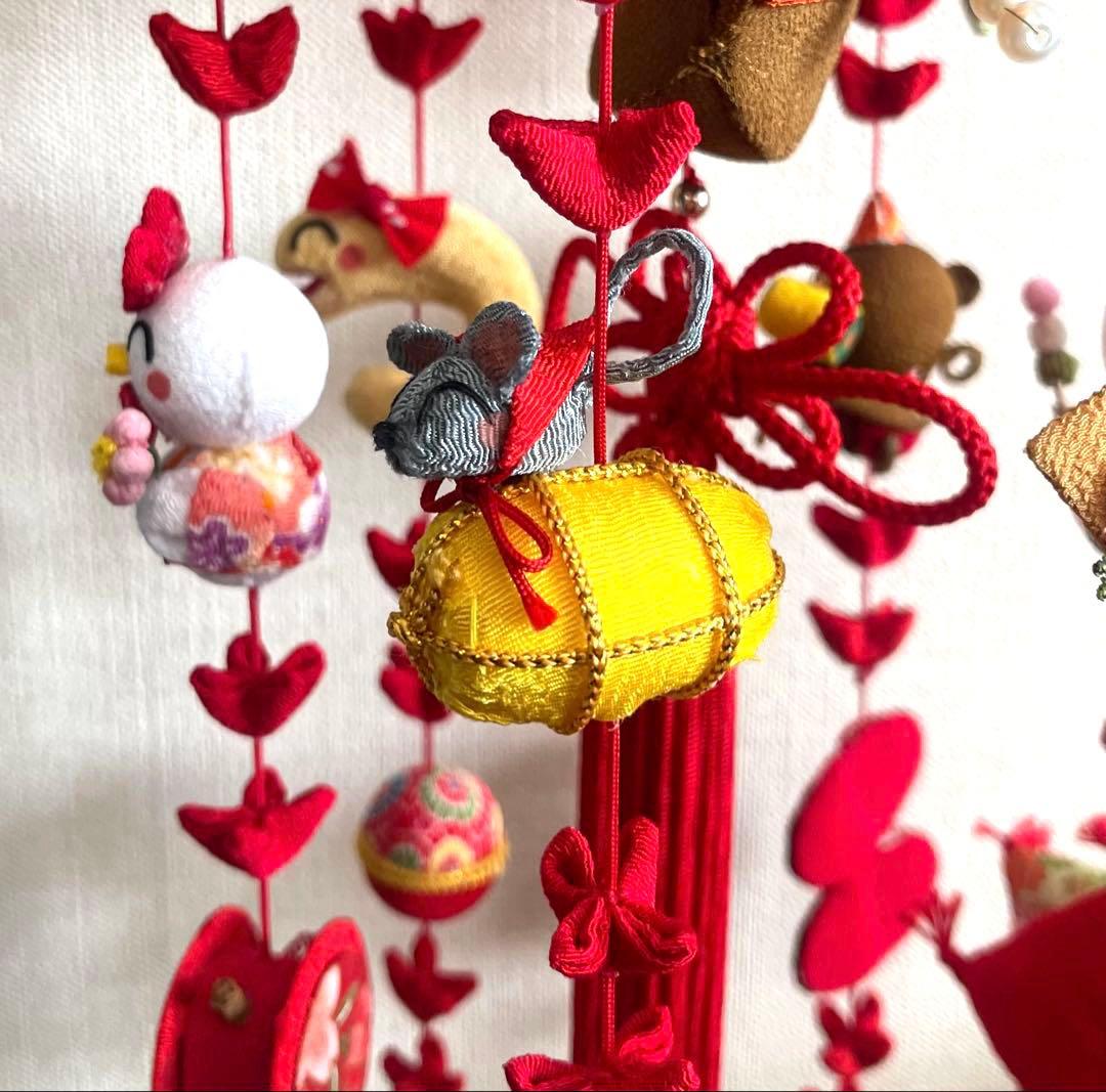 吊るし飾り (十二支) 木目込みまり(桜)