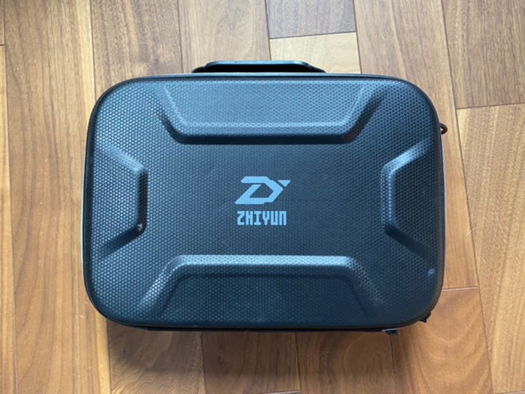 スタビライザー　ジンバル　ZHIYUN Crane m