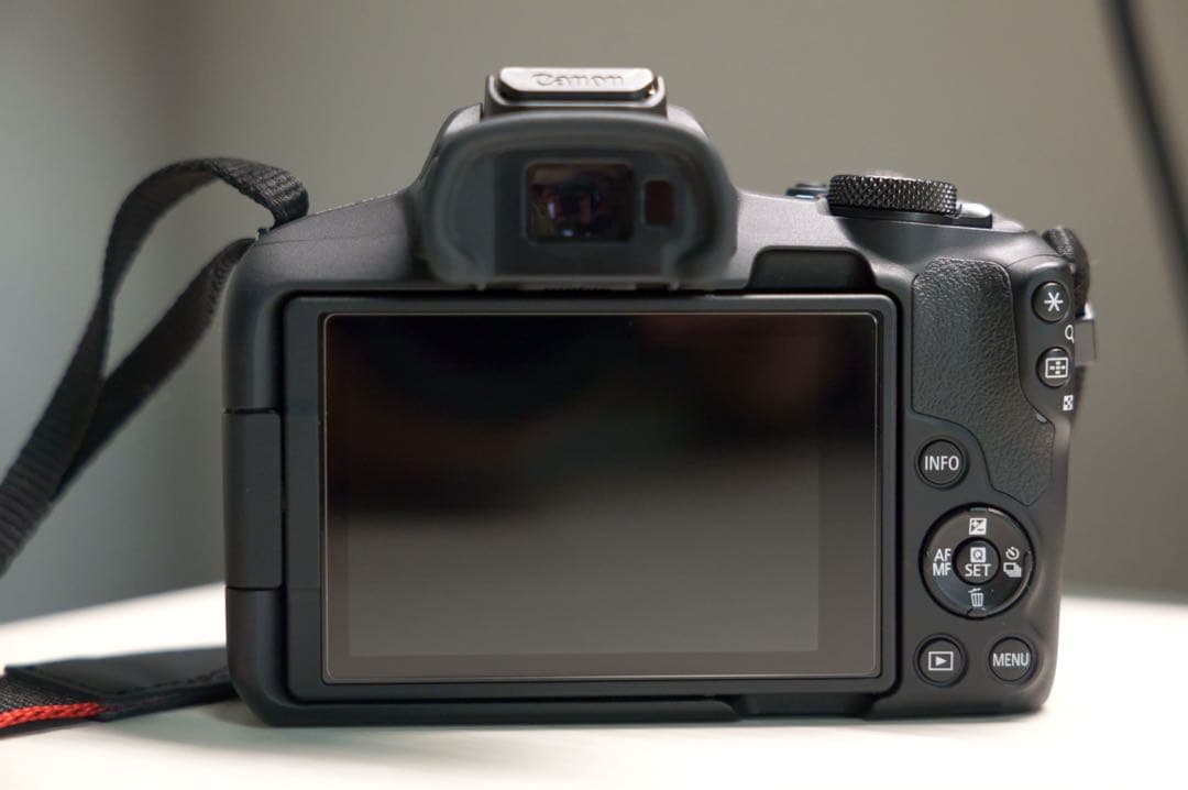 デジタルカメラ Canon EOS R50 + 18-150mm + 18-45mm