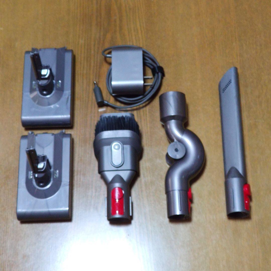 ダイソンV8 SV10掃除機 完全分解清掃済み 動作品 純正バッテリー２つセット