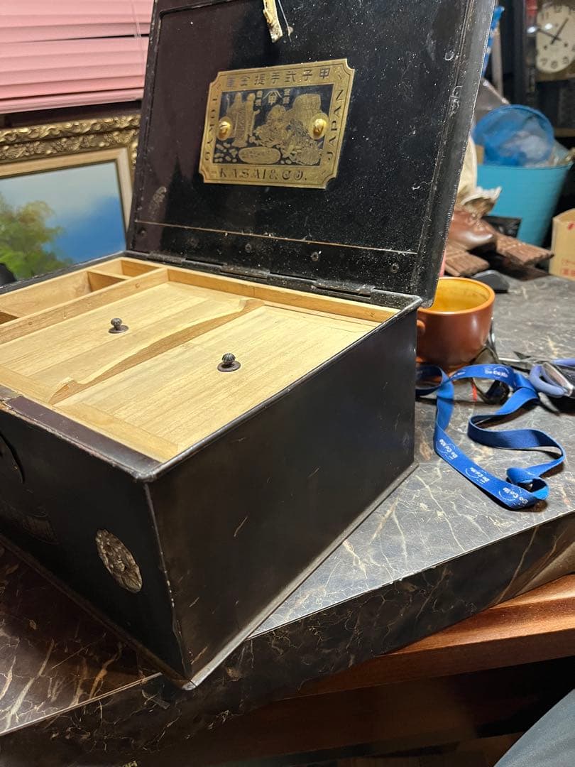 レトロ手提げ金庫、アンティーク手提げ金庫、甲子式手提金庫、KASAI金庫、甲子式