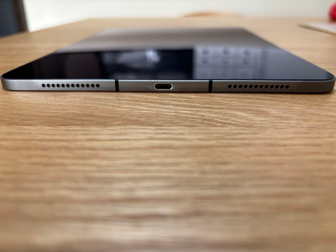 レ*オ様 iPad air 第4世代 256GB セルラーモデル スペースグレー