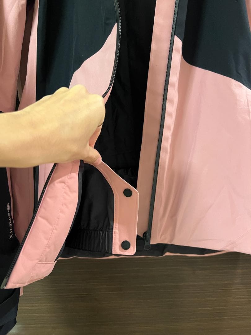 ピークパフォーマンス 女性用スキージャケットサイズM