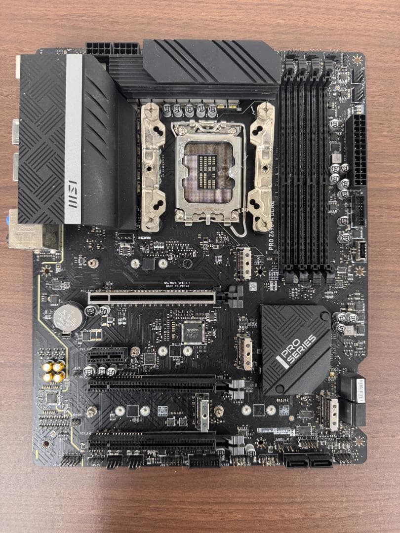 ぽ*へ様 MSI PRO Z690-A DDR4 マザーボード ID 9011