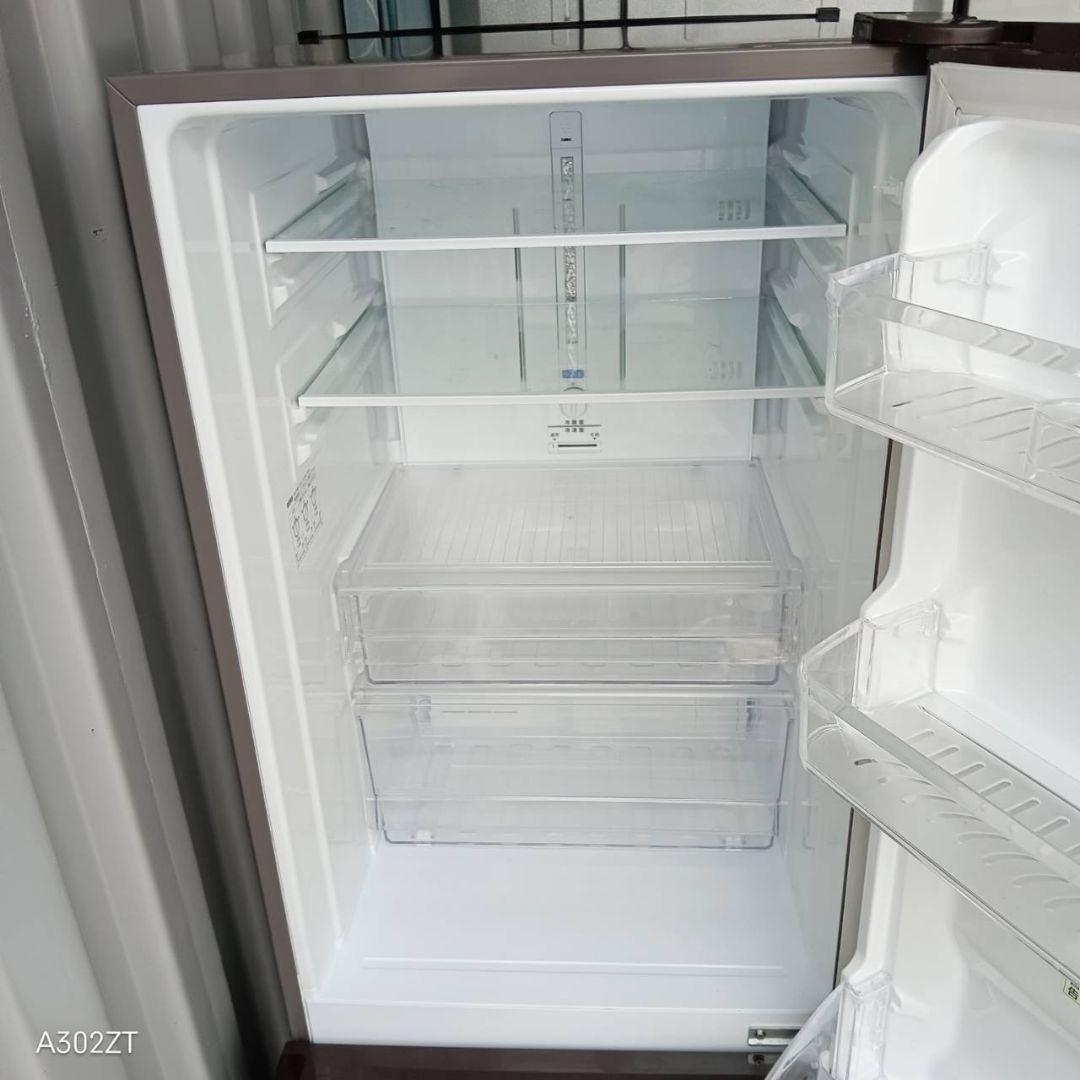 1077設置まで対応　人気モデル　SHARP　大型冷蔵庫　271L