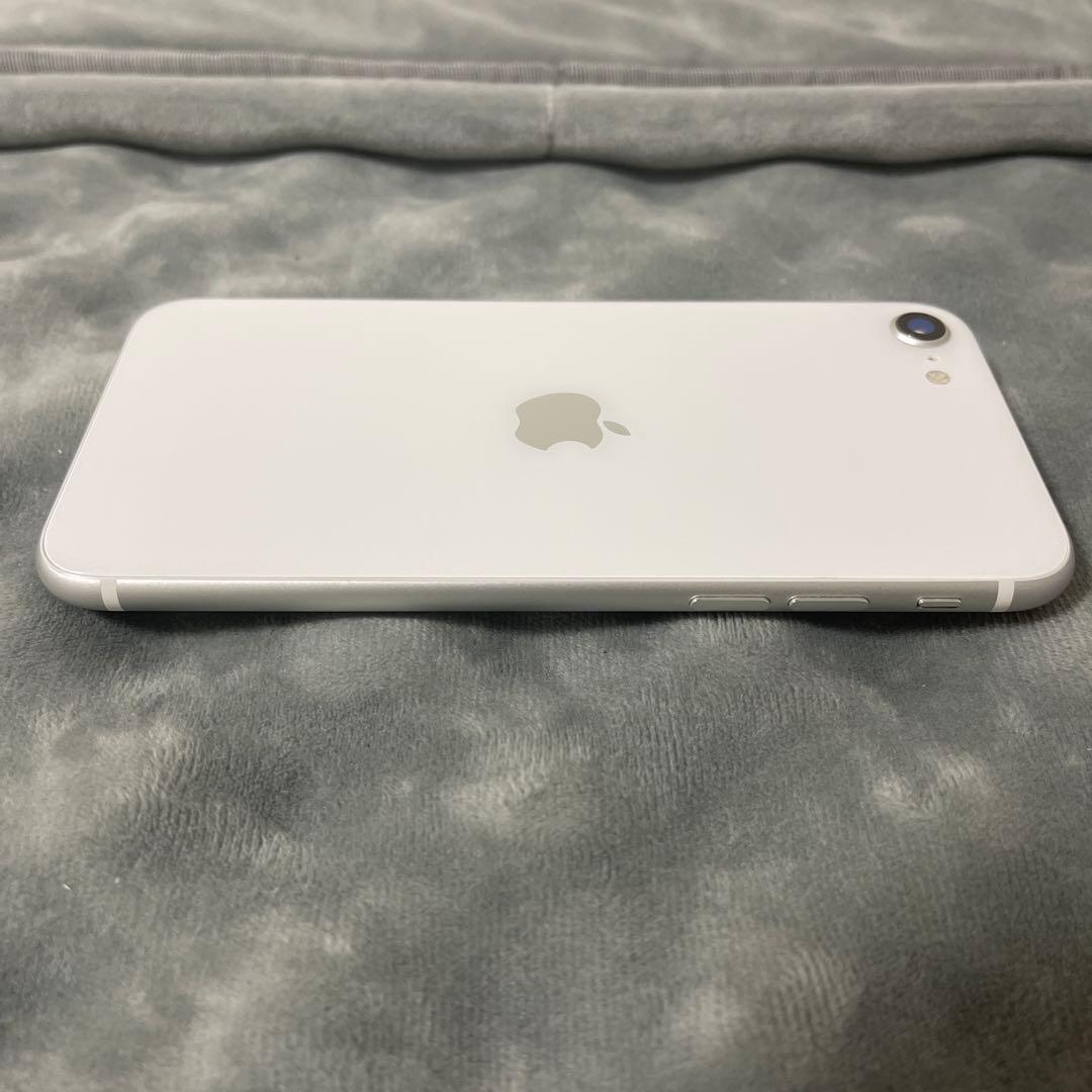 iPhone SE (第2世代) 128GB ホワイト SIMフリー
