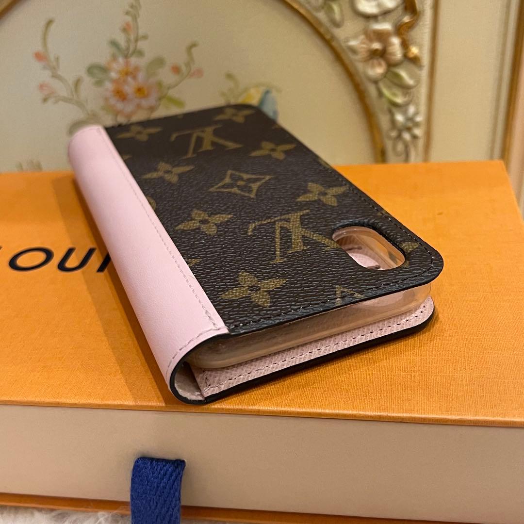 ヴィトン ヴィヴィエンヌiPhoneX &XS フォリオ M69070 日本限定