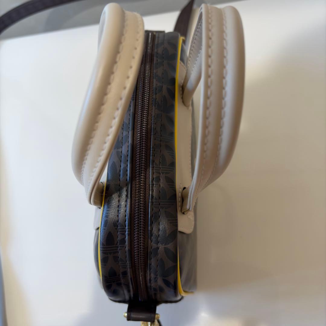 アディダス モノグラム ミニ ボウリングバッグ トレフォイル ミニボストンバッグ