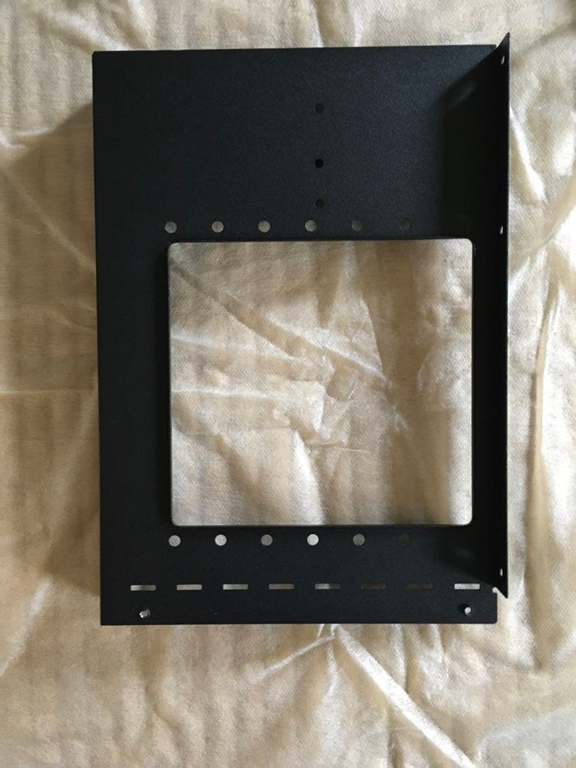 Core P90 TG　オープンフレーム　PCケース　欠品あり