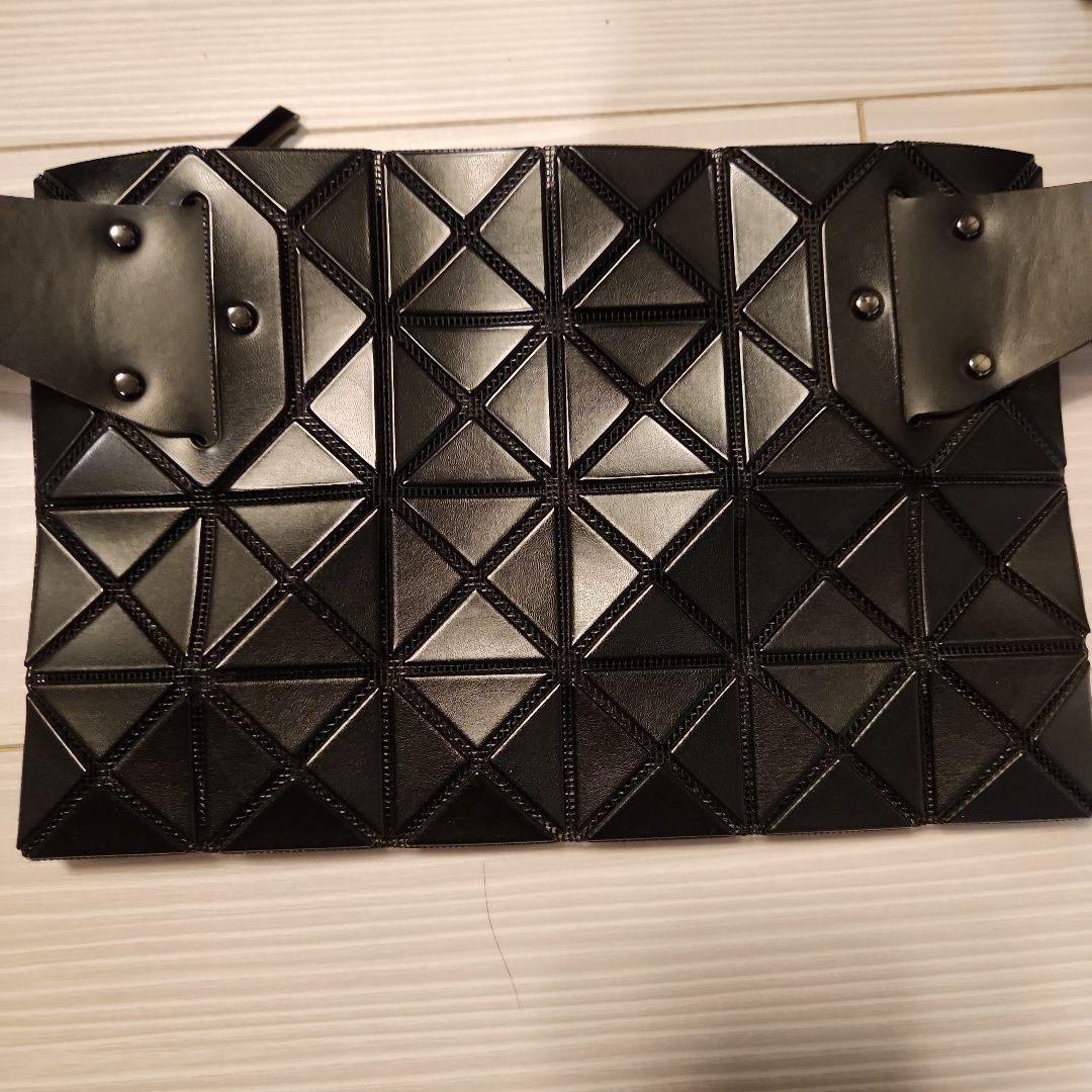 美品 BAO BAO ISSEY MIYAKE ボディバッグ ブラック タグ付き