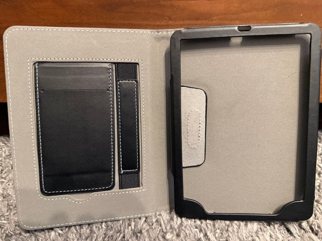 Kindle Paperwhite 第12世代 16GB 本体 + ケース