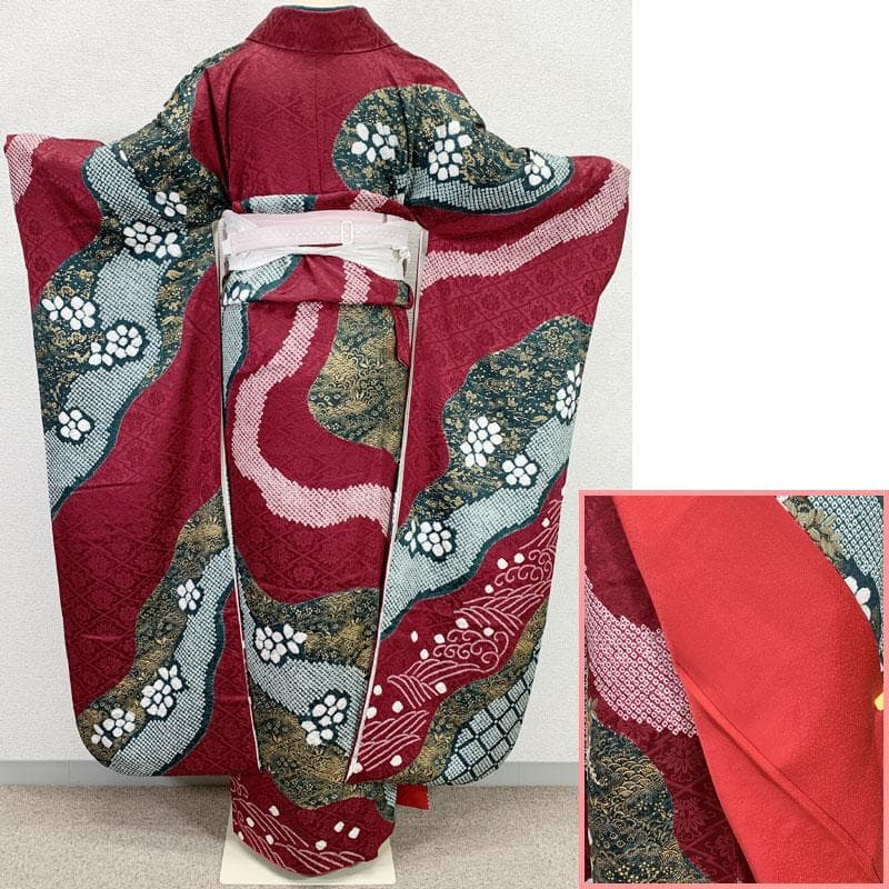 512z50☆振袖 身幅広め 古典柄 絞り染 金駒刺繍☆美品 成人式 結婚式