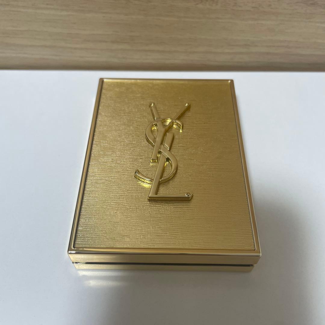 イヴ・サンローラン アイシャドウ No.025 ゴールデンラスト