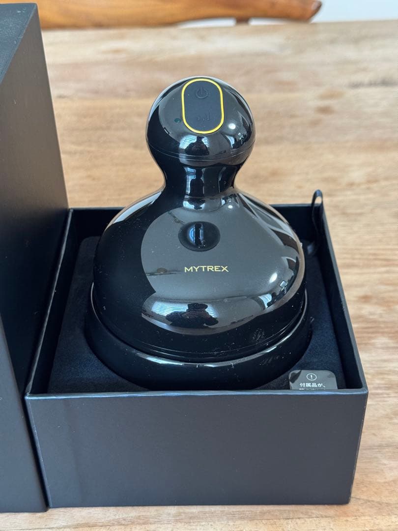 未使用 撮影で開封のみ MYTREX EMS HEAD SPA PRO