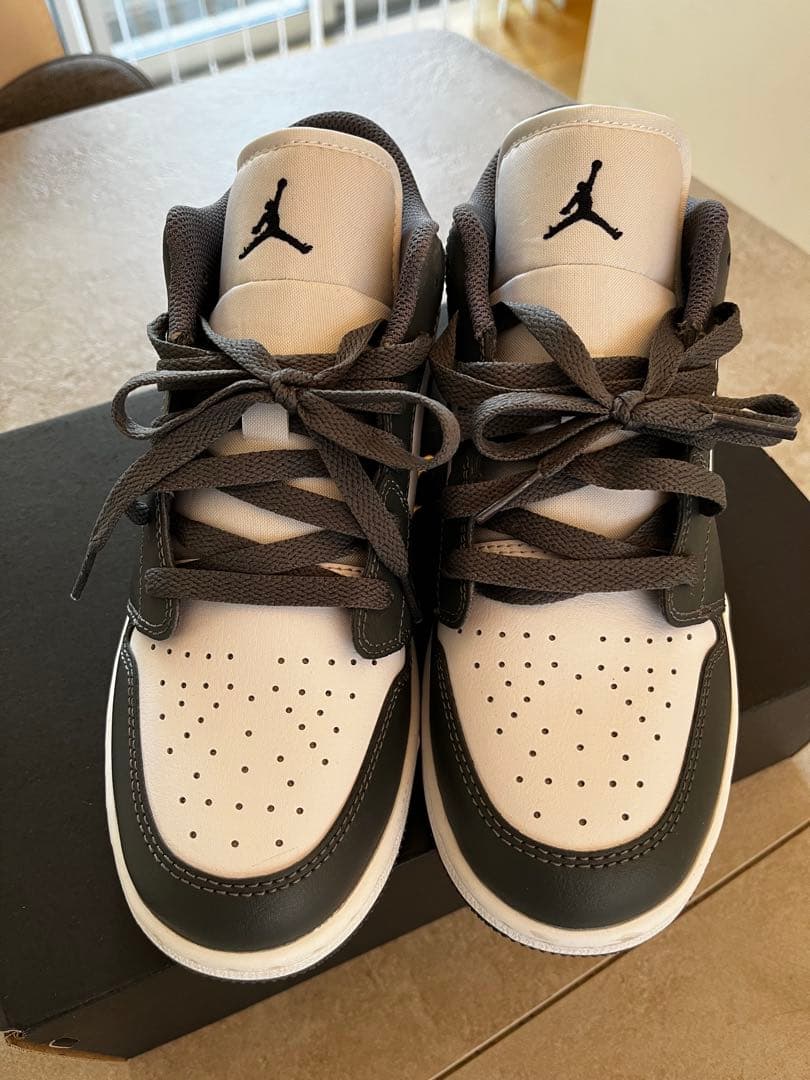 【み 】Nike Air Jordan 1 Low ホワイト/グレー