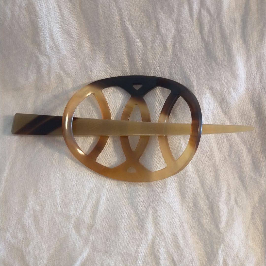 エルメス(Hermes) バッファローホーン髪留め