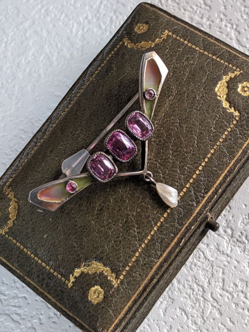 アンティーク　プリカジュールエナメル　アール・ヌーヴォー　ブローチ　お値下げ中