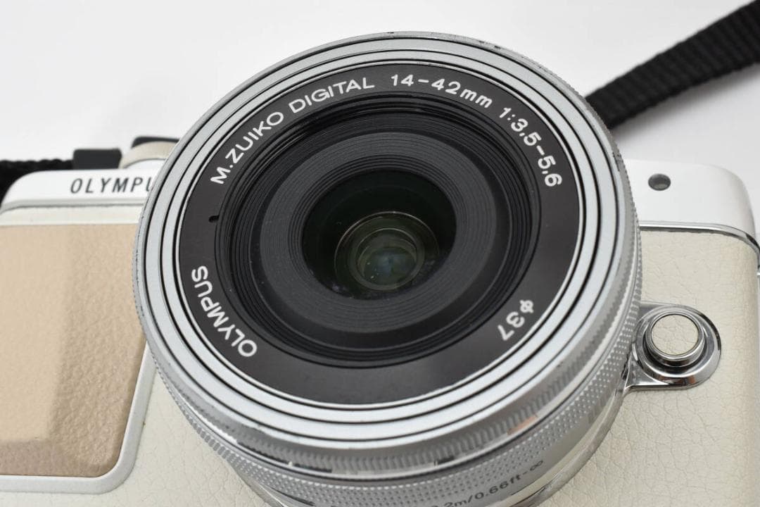 【美品】OLYMPUS PEN Lite E-PL7 14-42㎜ #81