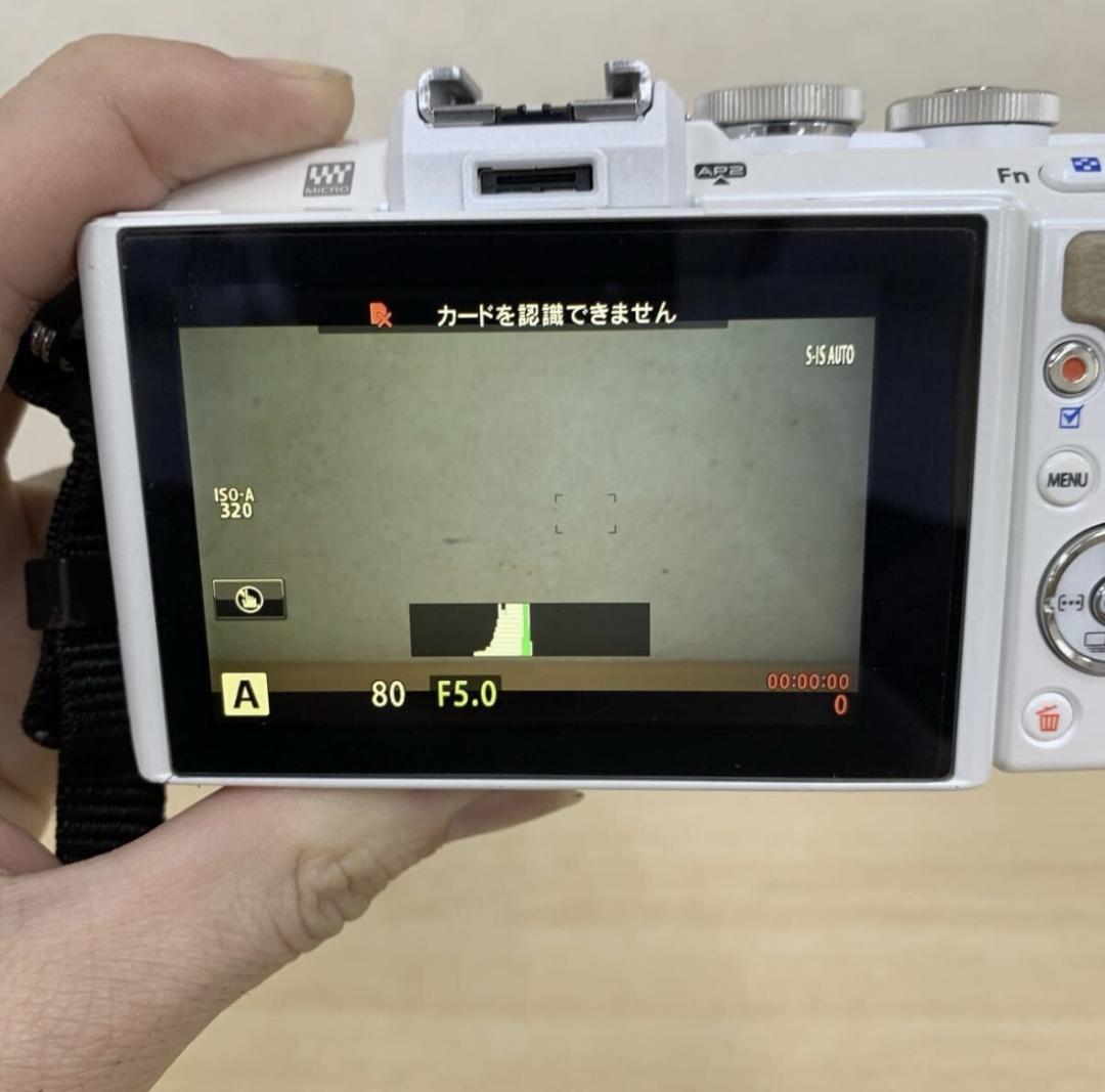 【美品】OLYMPUS PEN Lite E-PL7 14-42㎜ #81