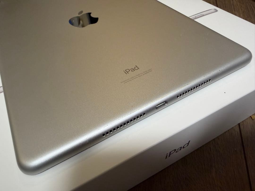 iPad MK2L3J/A Apple Wi-Fiモデル スペースグレイ