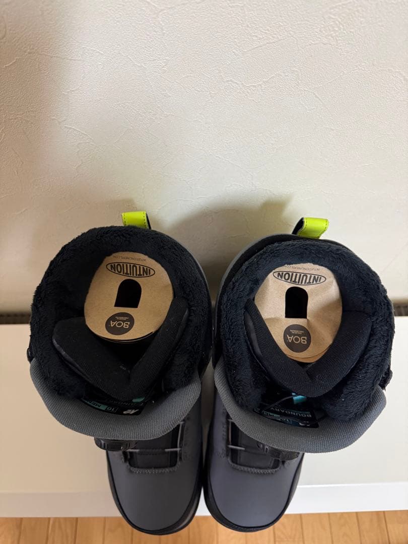 BOAシステム スノーボードブーツ グレー/ブラック/ライム