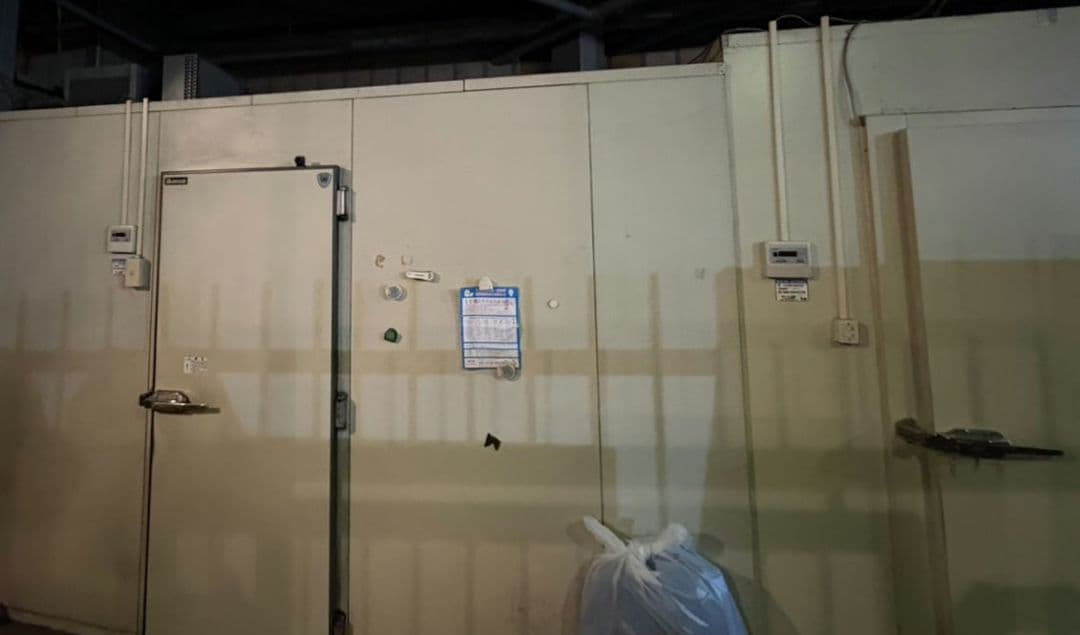 期間限定価格☆業務用　プレハブ冷蔵庫　約３メートル　約2畳×2