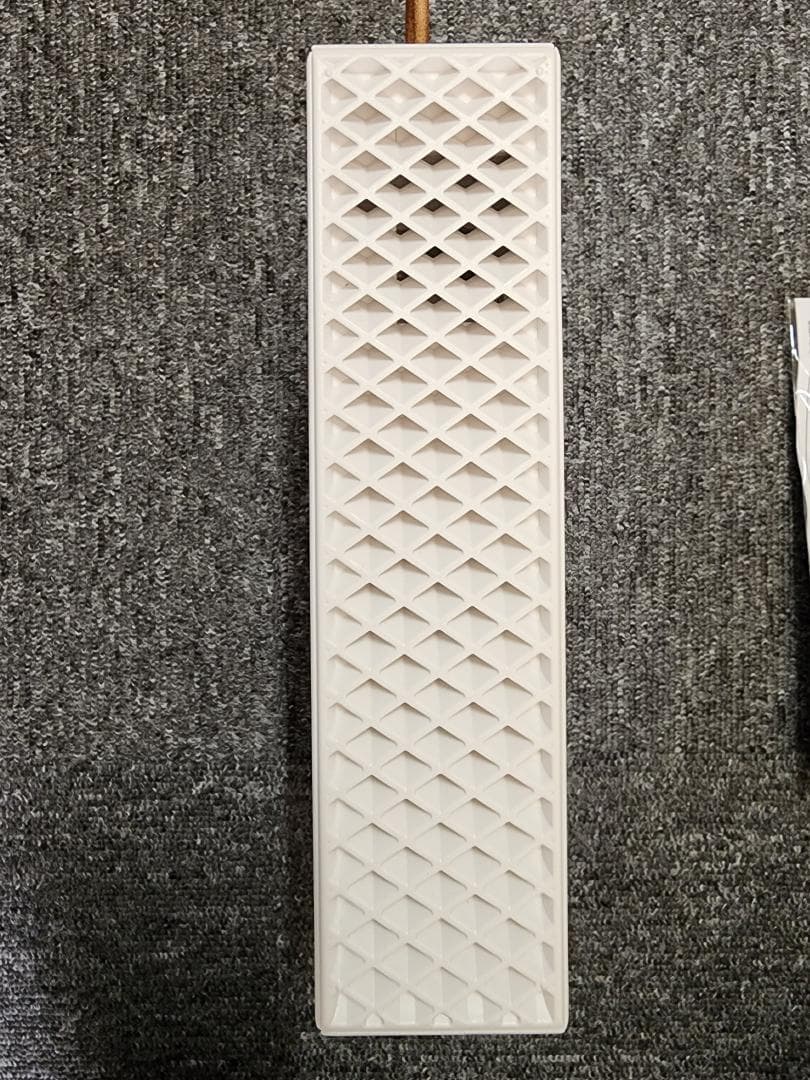 「未使用品」ダイキン 充電式コードレス電気脱臭機 ループストリーマ