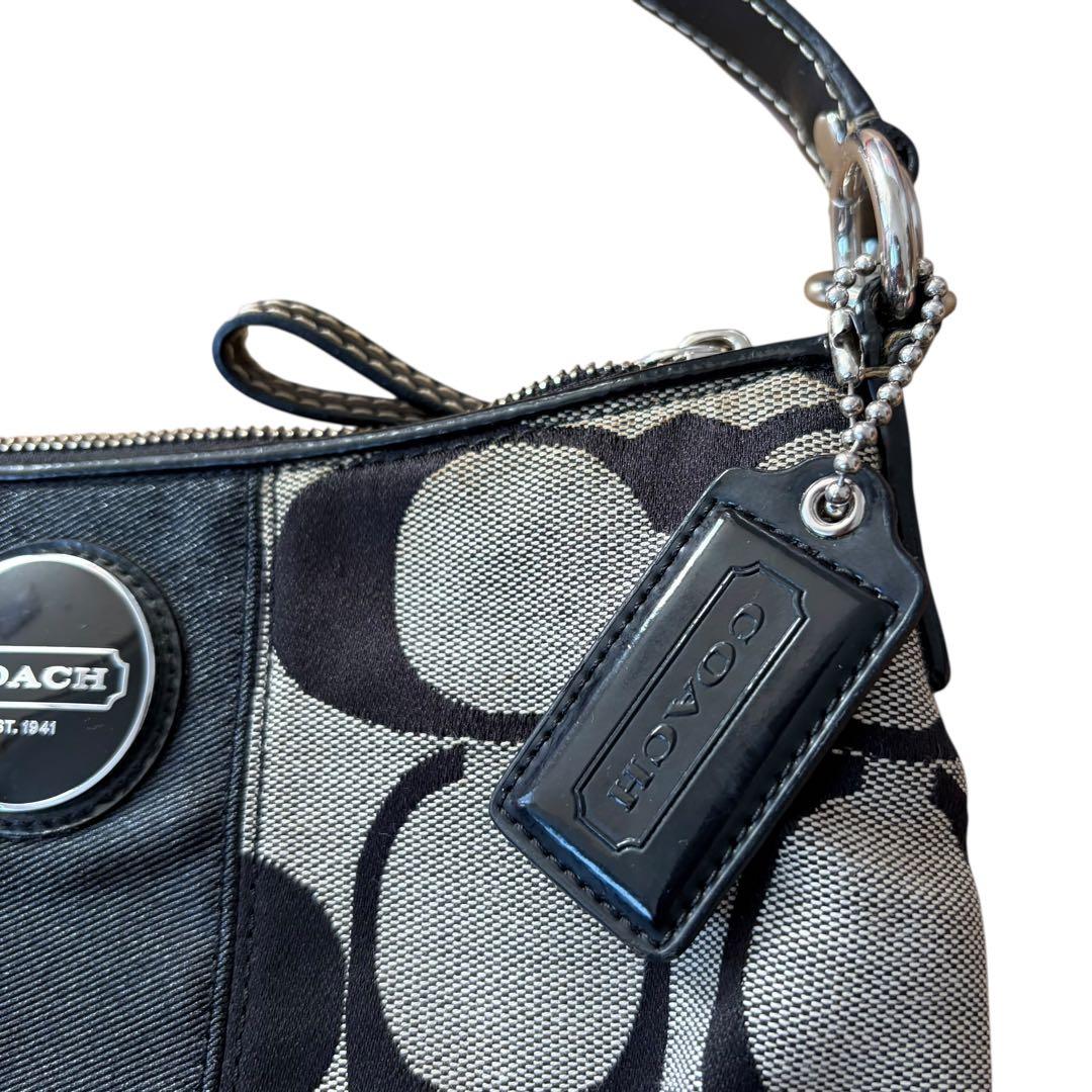 【極美品】COACH コーチ ワンショルダー キャンバス ブラック シグネチャー