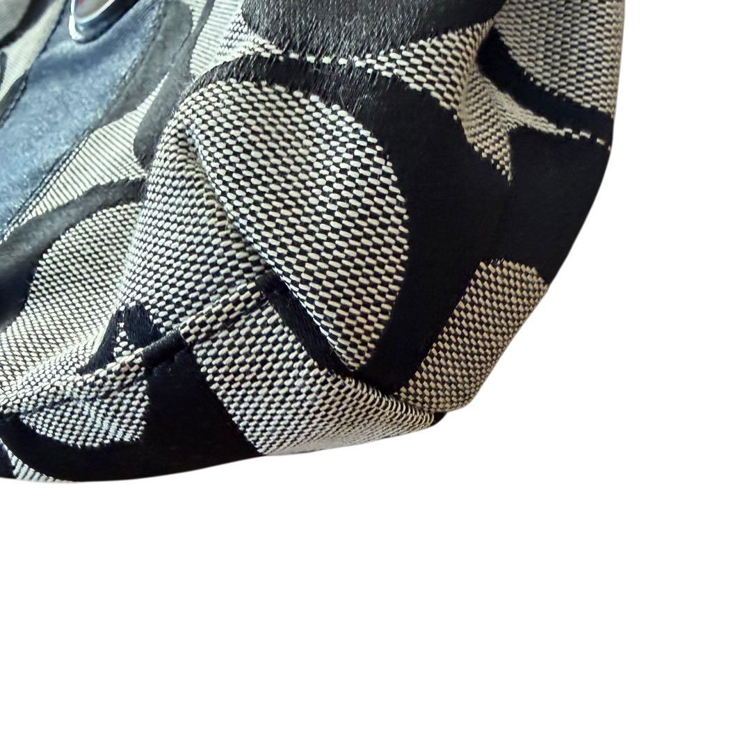 【極美品】COACH コーチ ワンショルダー キャンバス ブラック シグネチャー