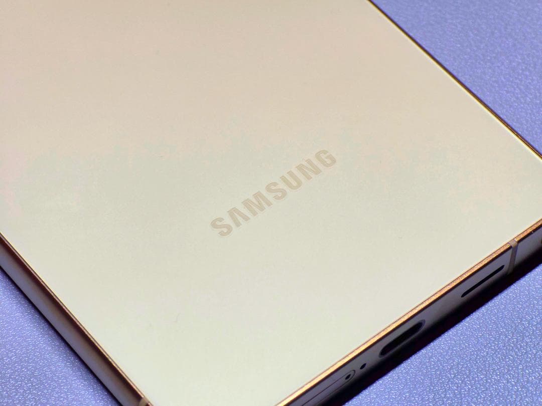 Samsung Galaxy S24 Ultra チタニウムイエロー 512GB