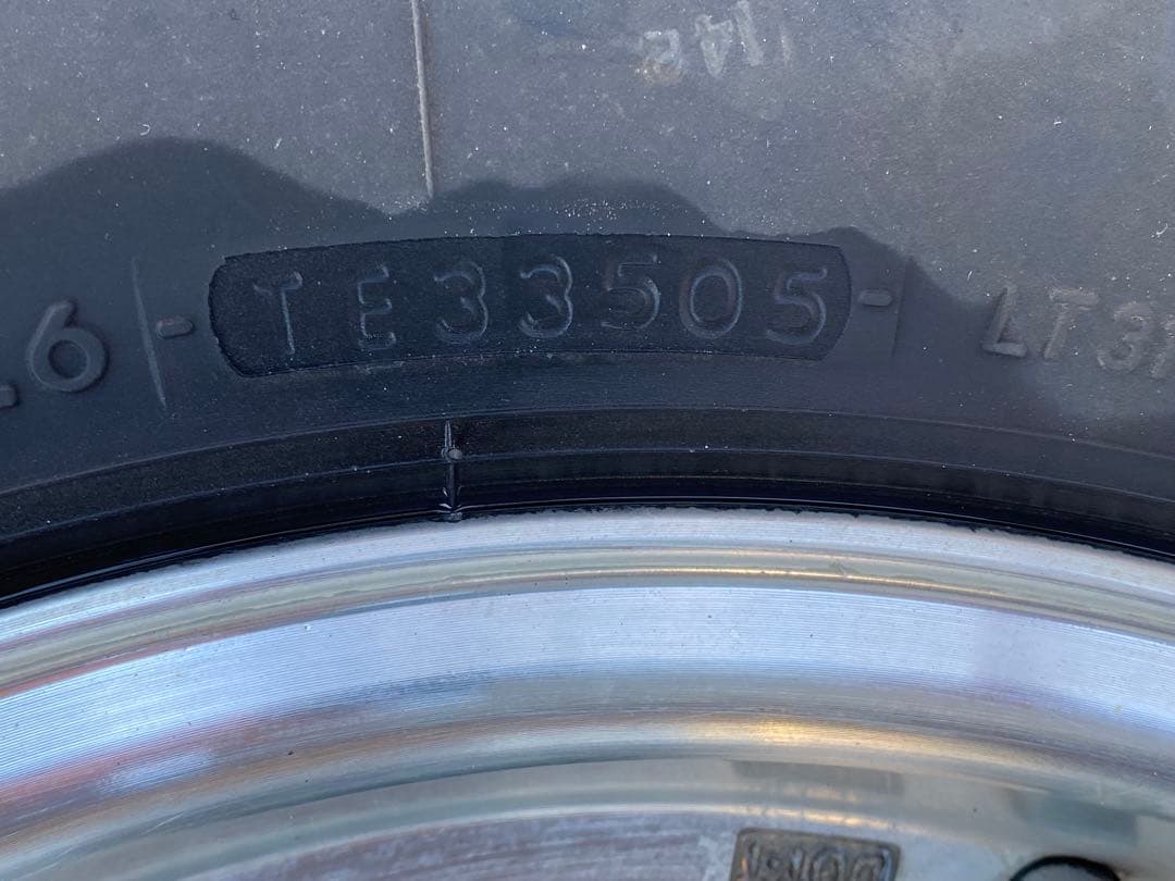 【なおさま専用】 ハマーH2用　スタッドレスタイヤ&ホイール　4本セット