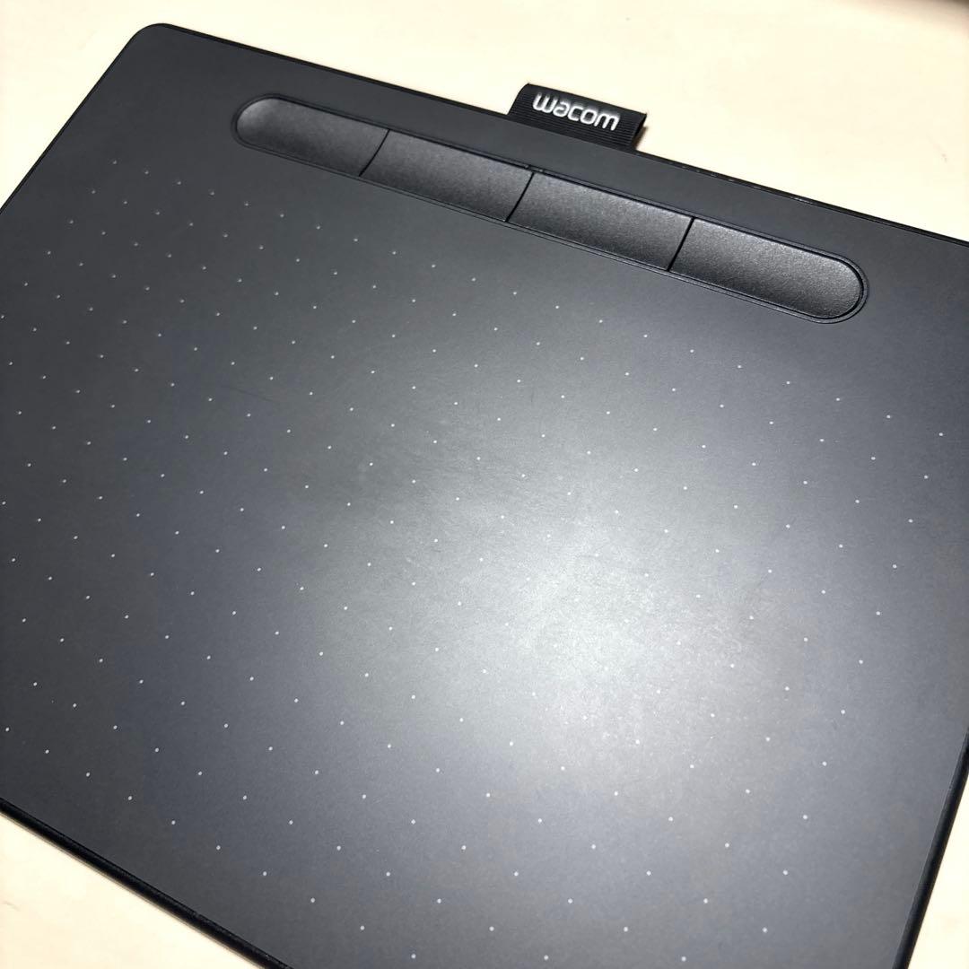 液タブ・ペンタブ Wacom Intuos M CTL-6100