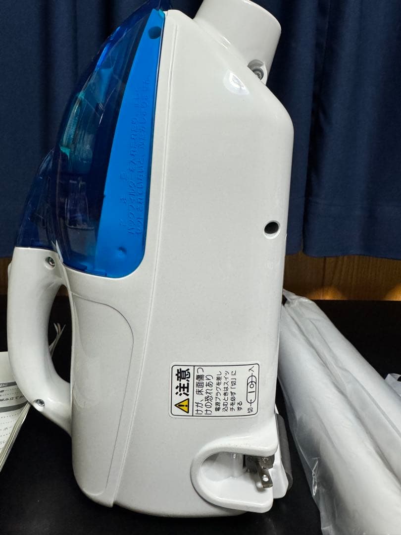 HITACHI ハンディクリーナーこまめちゃん PV-H23