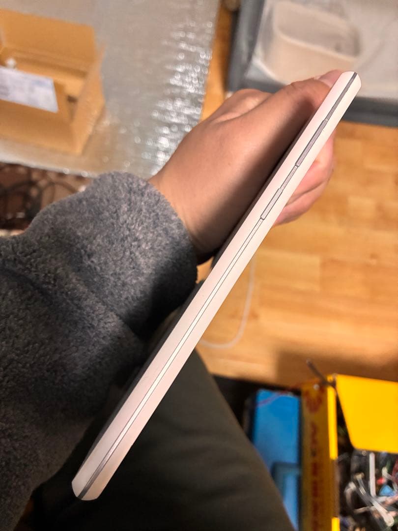 NEC LAVIE Tab E 10FHD1 防水タブレット　ホワイト