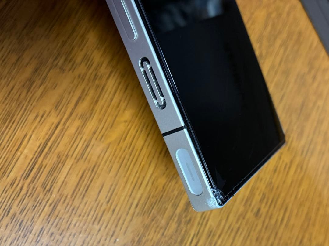 REDMagic 10Pro ゲーミングスマートフォン ホワイト、充電器