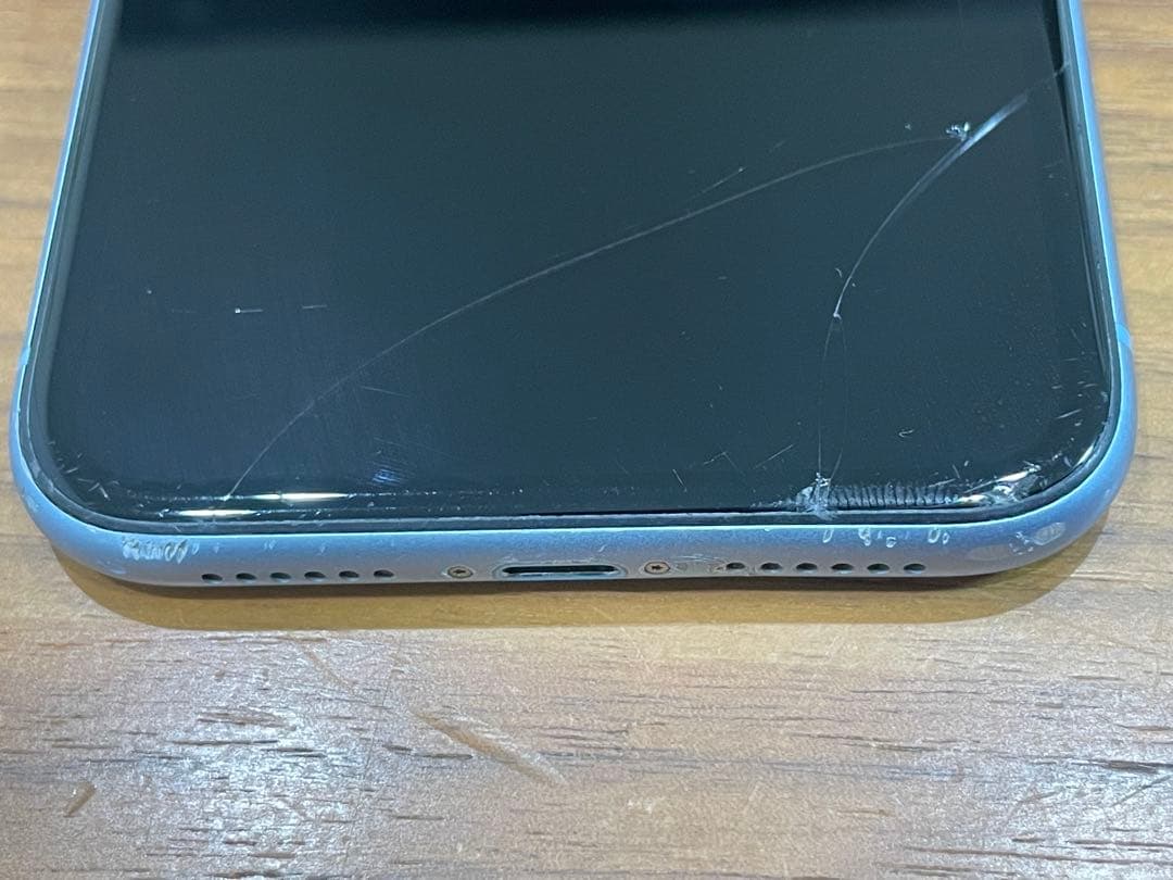 iPhoneXR 128GB ブルー　画面・背面割れあり