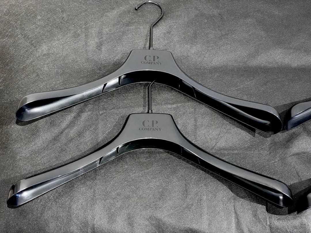C.P.COMPANY シーピーカンパニー ハンガー イタリアMAINETTI製