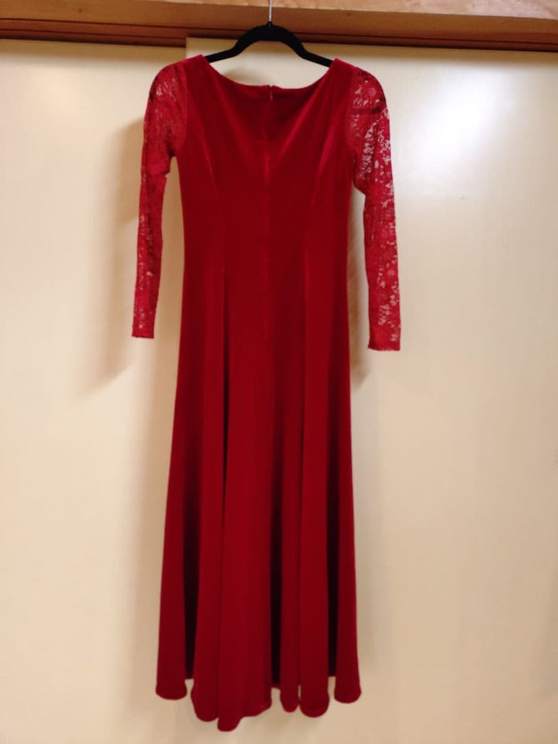 AREMITI　 フラダンスドレス　 現行品 　数回着用　美品