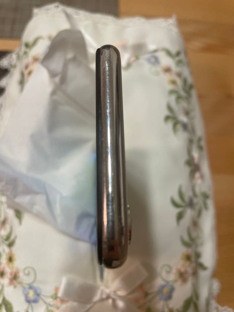 Apple iPhone X シルバー　64G