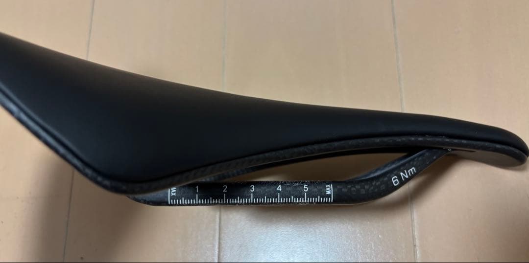 TNI Ergonox サドル未使用品（取り付けのみ）